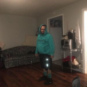 Meet your Posher, Javier